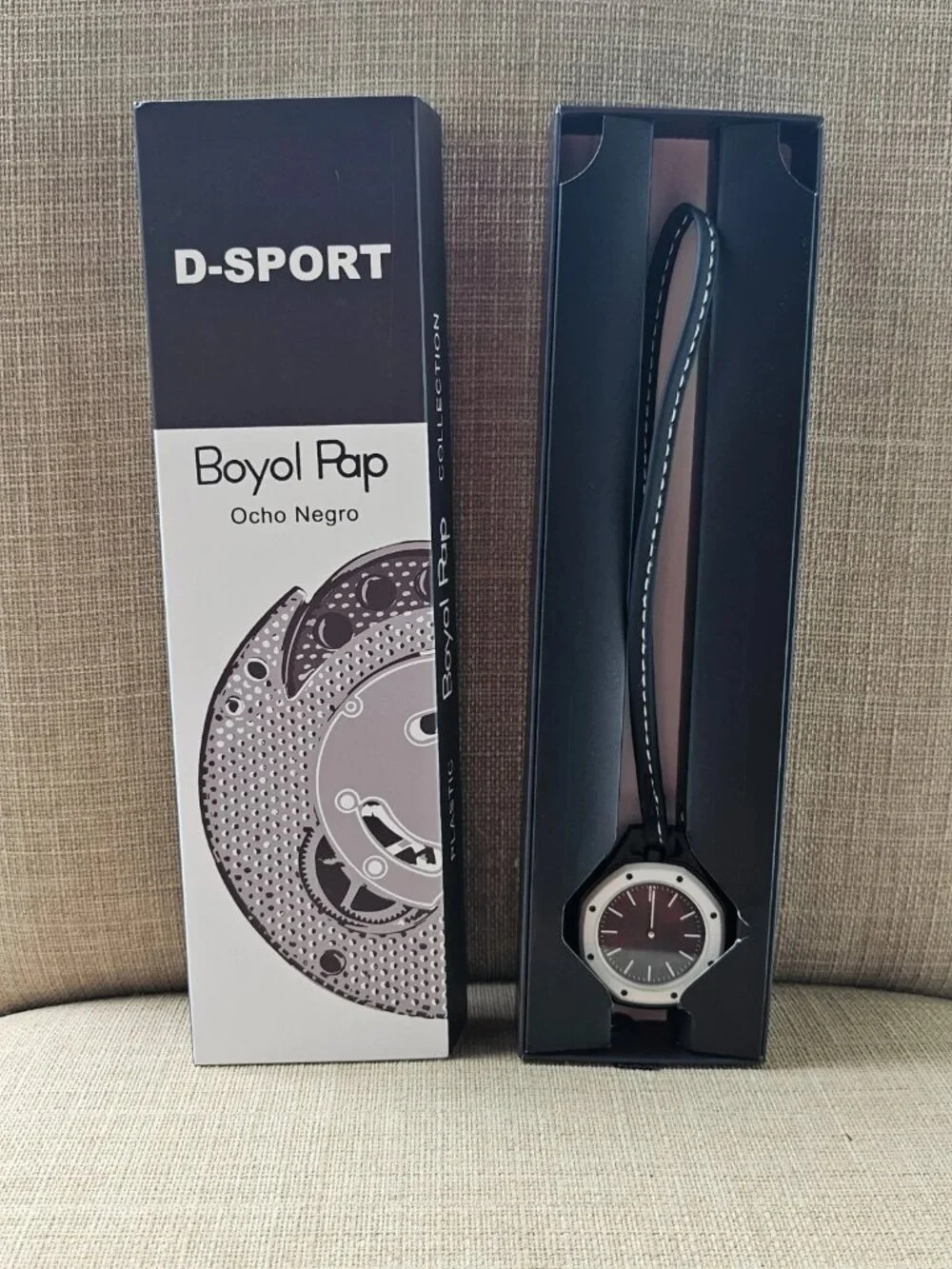 Fashion Pocket Watch Black Analog Qaurtz Hand Watch Black Face W/ Box
